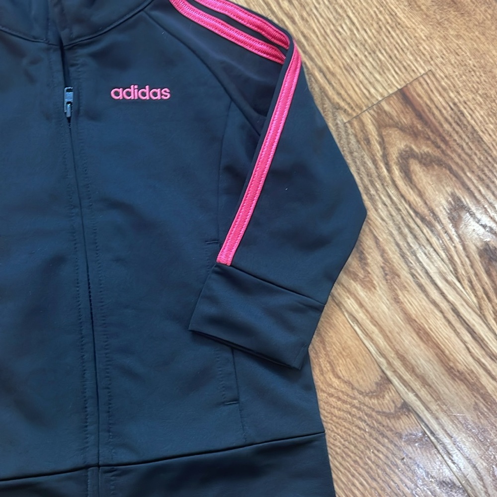 Adidas Zip Up Jacket/Coat. Size 12 Months. Like New Condition. - Picture 5 of 10